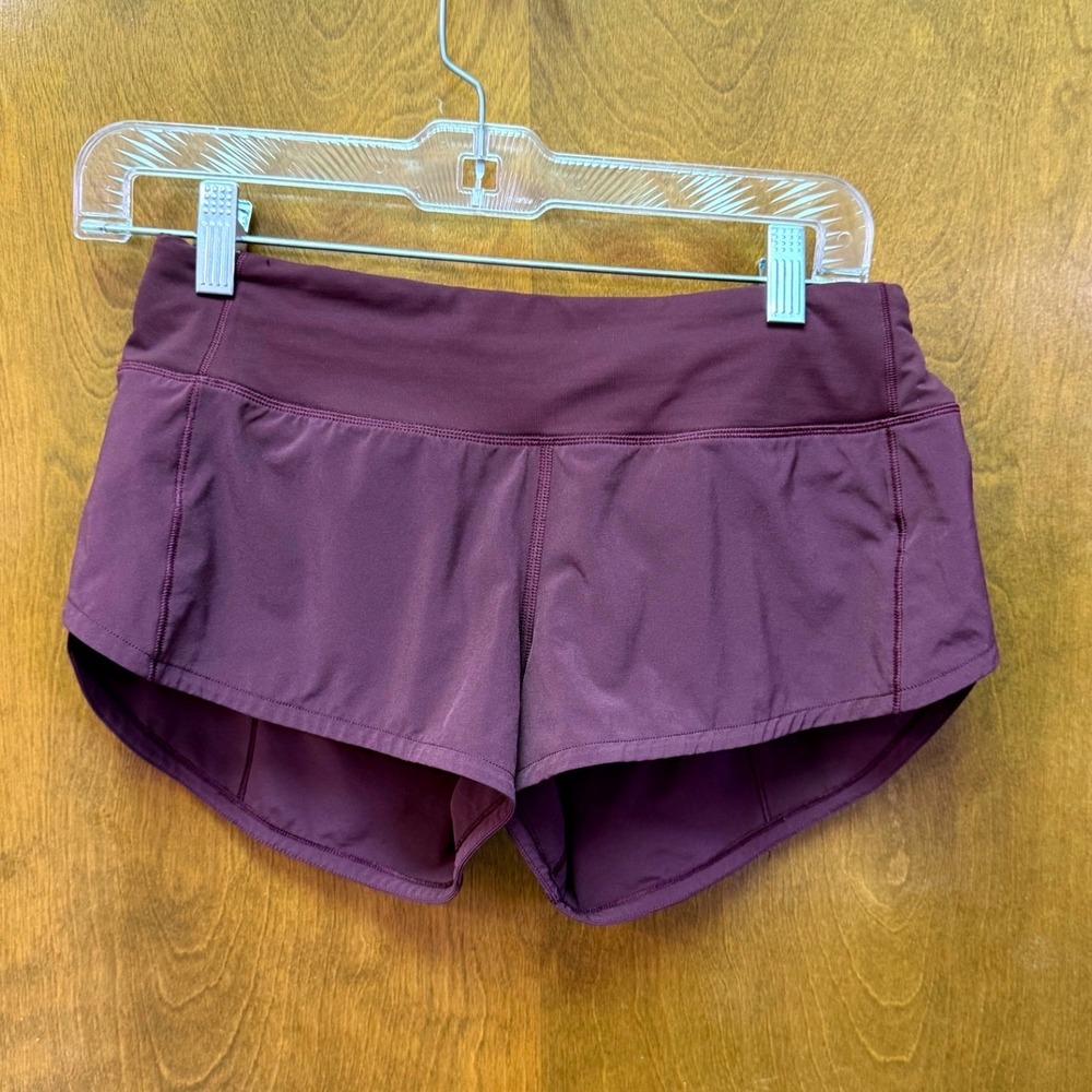 Lululemon Speed Up Low-Rise Lined Running Shorts Burgundy Size 4 Reg